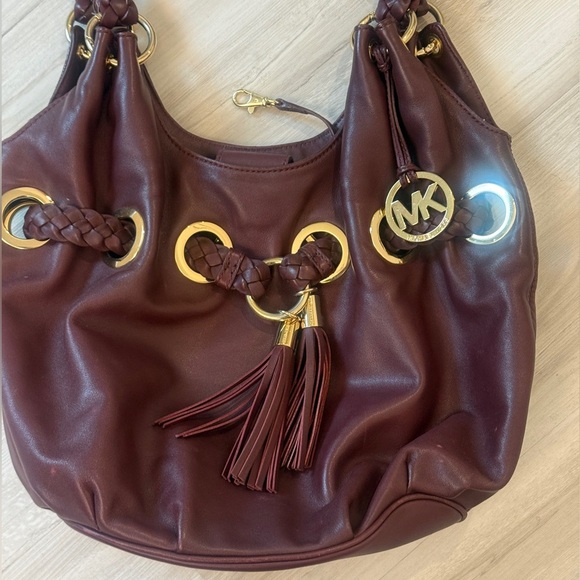 Michael Michael Kors Elegant Burgundy Braided Handle Bag - Picture 3 of 9